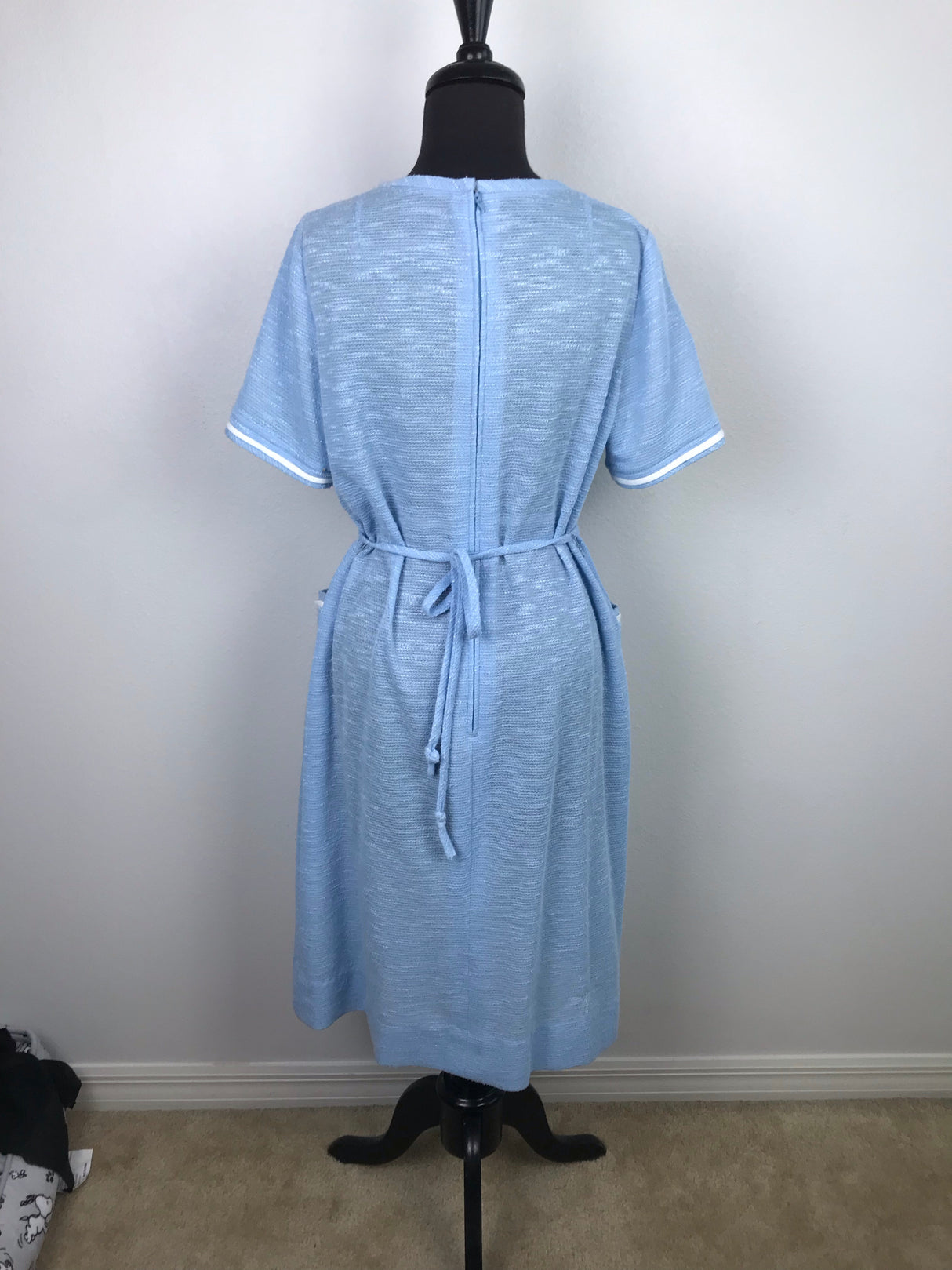 1970’s Knit House Dress with Pockets and Back Zip - L