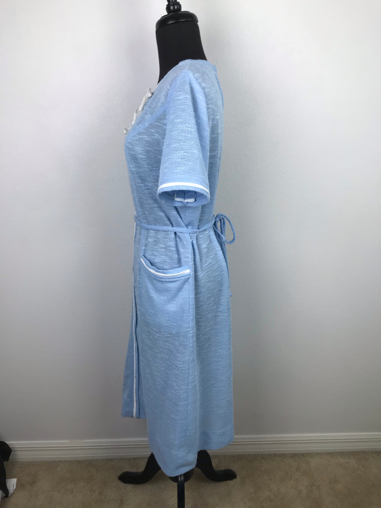 1970’s Knit House Dress with Pockets and Back Zip - L