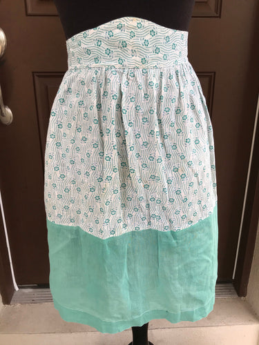 1940’s Green and White Floral - Half Apron - Cotton
