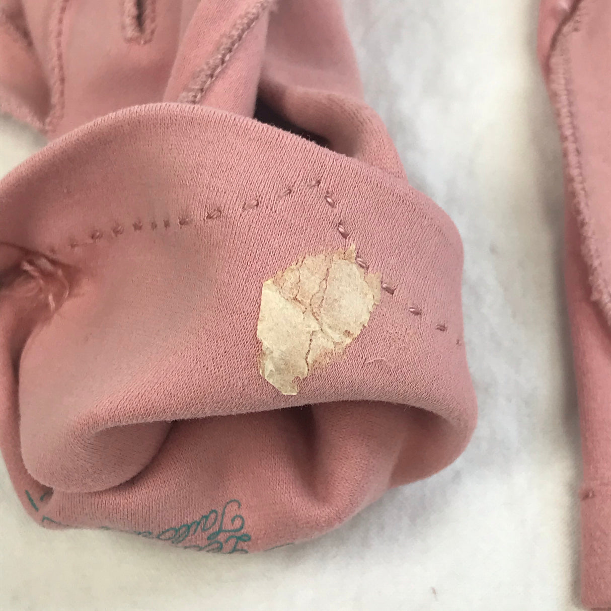 1950’s Crescendoe Dusty Pink Leather Gloves